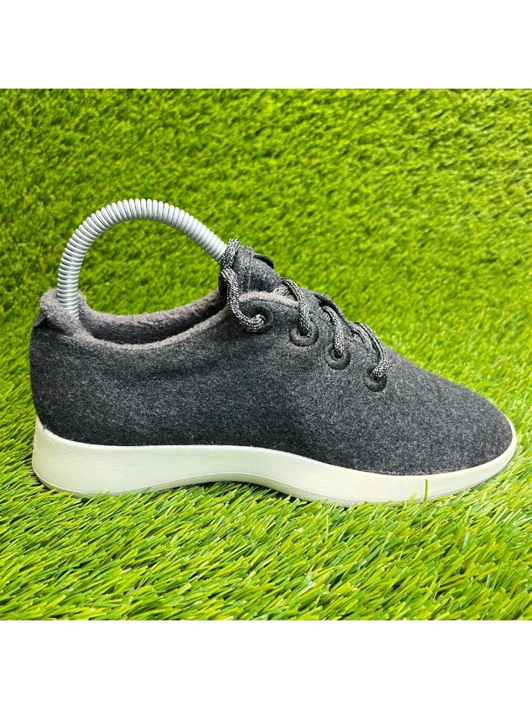 Allbirds Wool Runners Womens Size 7 Black White Casual Walking Shoes Sneakers